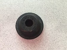 1997-1998 MERCEDES-BENZ C230 W202 ~ ABS PUMP RUBBER MOUNT ~ OEM PART