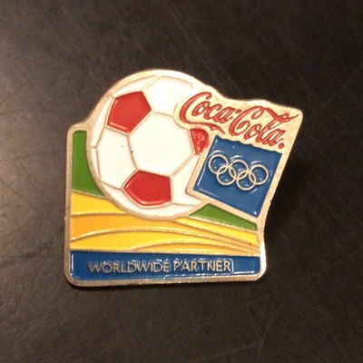 Coca Cola France 1998 Fifa World Cup Official Commemorative Pin Badge Ebay