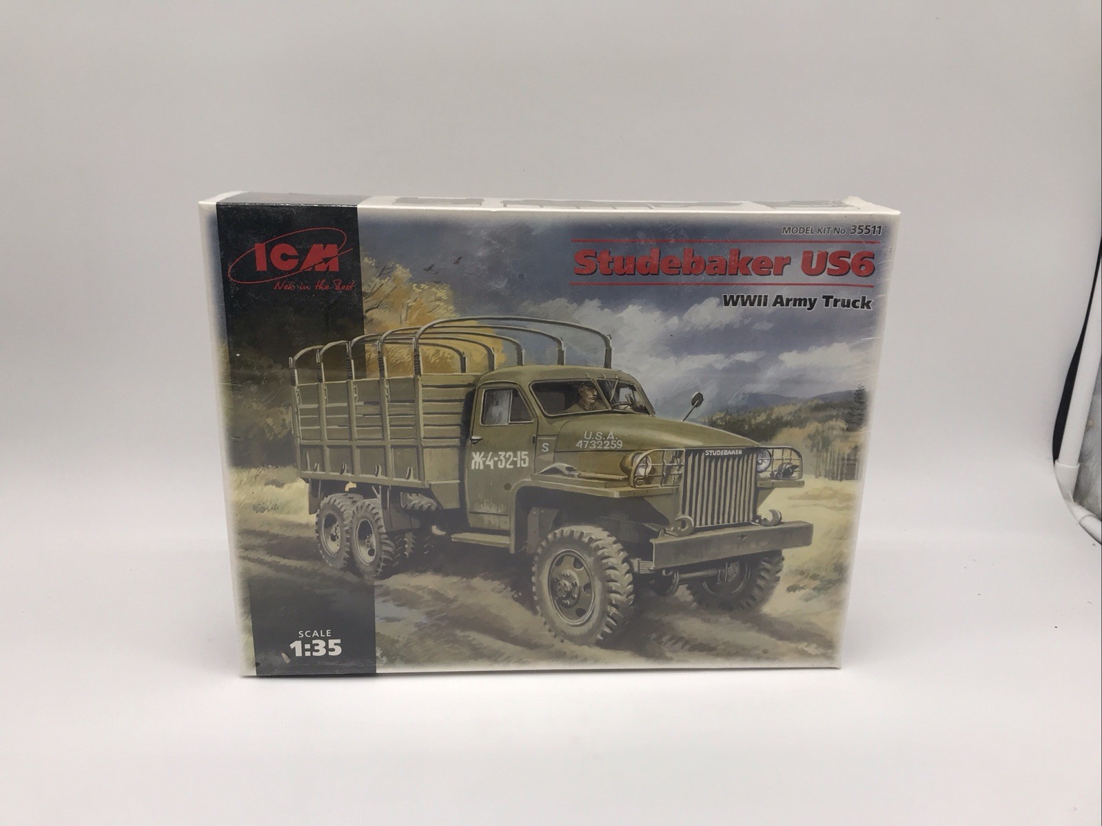 1/35 ICM #35511 Studebaker US6 WWII Army Truck CBN