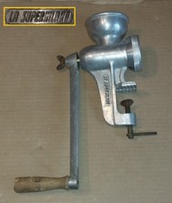 La Supermilano . Vecchio Torchio manuale per Pasta con 1 Trafila in Bronzo