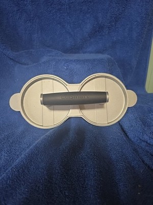 Cuisinart Hamburger Patty Press Non Stick Great Condition!