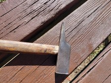 Good Vintage Specailist Hammer 22 On And Good Name Stamped In Head