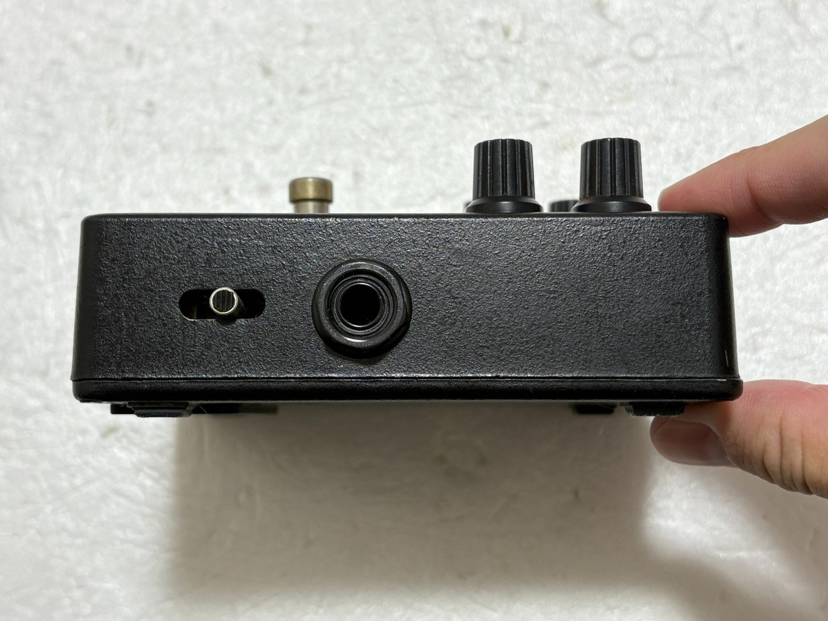 Tech21 SansAmp Classic Tube Amp Emulator Guitar Effect Pedal Used