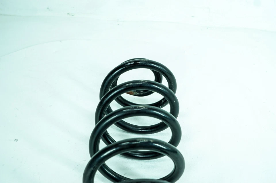 07-13 BMW X5 xDrive35i OEM suspensión trasera derecha o izquierda muelle helicoidal 5099 Foto 3 de 4