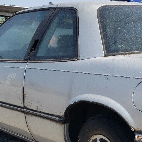 Buick Regal 2 door Coupe, 1988, 1989, 1990, 1991 - 1996, Left Rear Quarter glass - Image 2 of 4