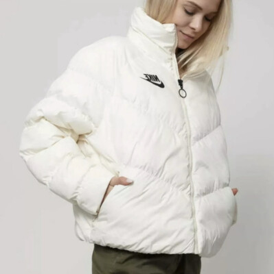 NWT Nike Puffer Jacket Women XXL Ivory Off White Thermore NWT Nike Puffer Jacket Women XXL Ivory Off White Thermore