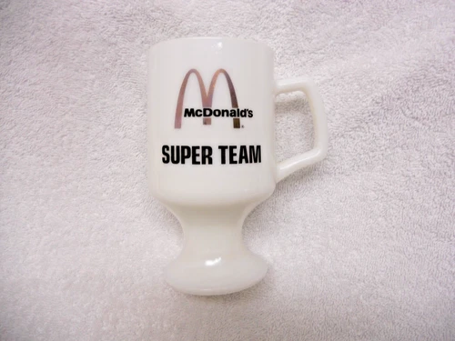 RARE VINTAGE MCDONALDS MILK GLASS PEDESTAL COFFEE MUG SUPER TEAM