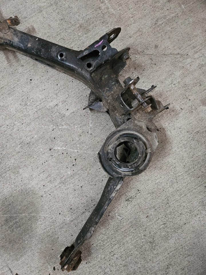 OEM 2012 2013 20142015 Honda Civic Passenger Right Rear Trailing Control Arm  - Image 4 of 4