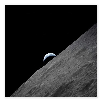 Poster Apollo 17 - Cresent Earth Rises Above Lunar Horizon - NASA