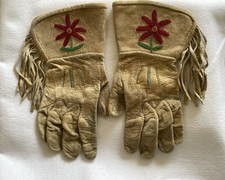 RARE Vintage Native American Hand Beaded Leather Gauntlet Gloves