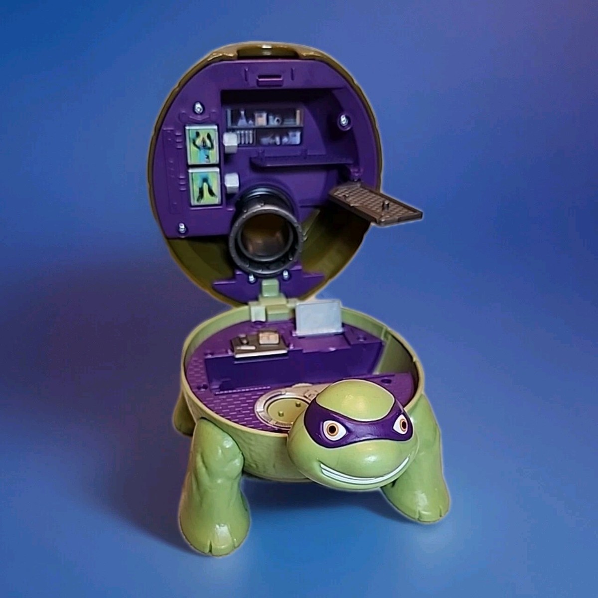Teenage Mutant Ninja Turtles Micro Mutants Donatello's Lab Playset
