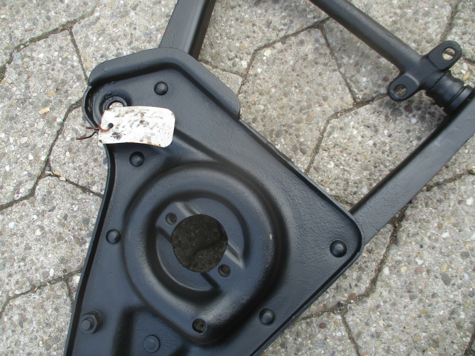 Picture 3 of 9