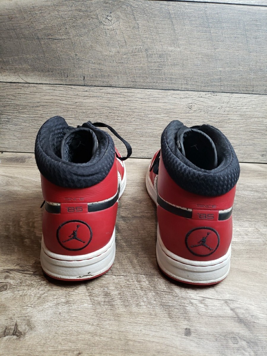 Air Jordan Alpha 1 Chicago Size 13 2009 392813-101 LN4 Red  display picture 3