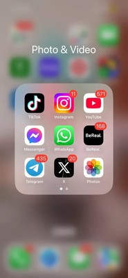 TIKTOK installed Apple iPhone 13 - 128 GB - Silver (T-Mobile) - Good Condition