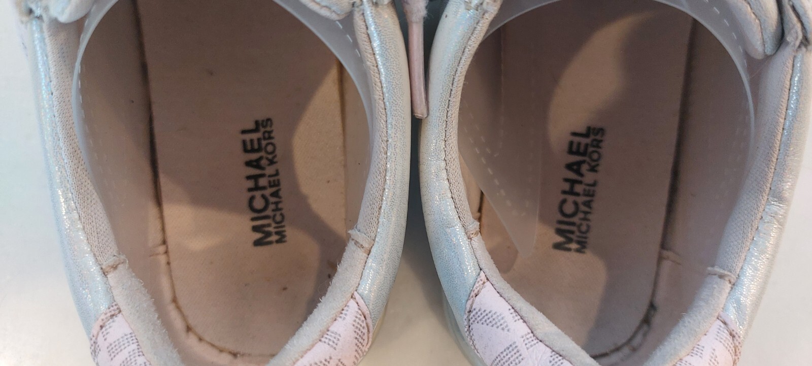 MICHAEL KORS Iridescent Pearl Leather Sneaker Casual Shoes Girls Size 13 thumbnail 7