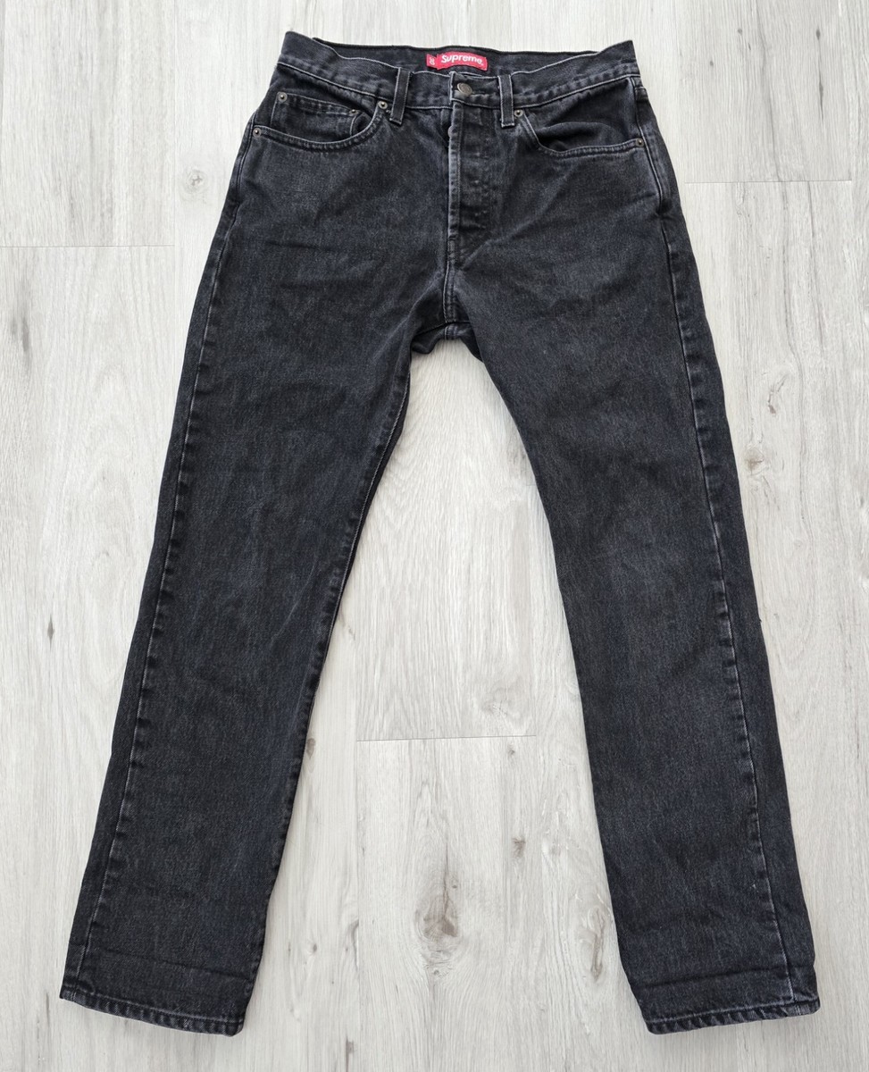 Supreme | black faded demin straight leg 5 pocket streetwear jeans