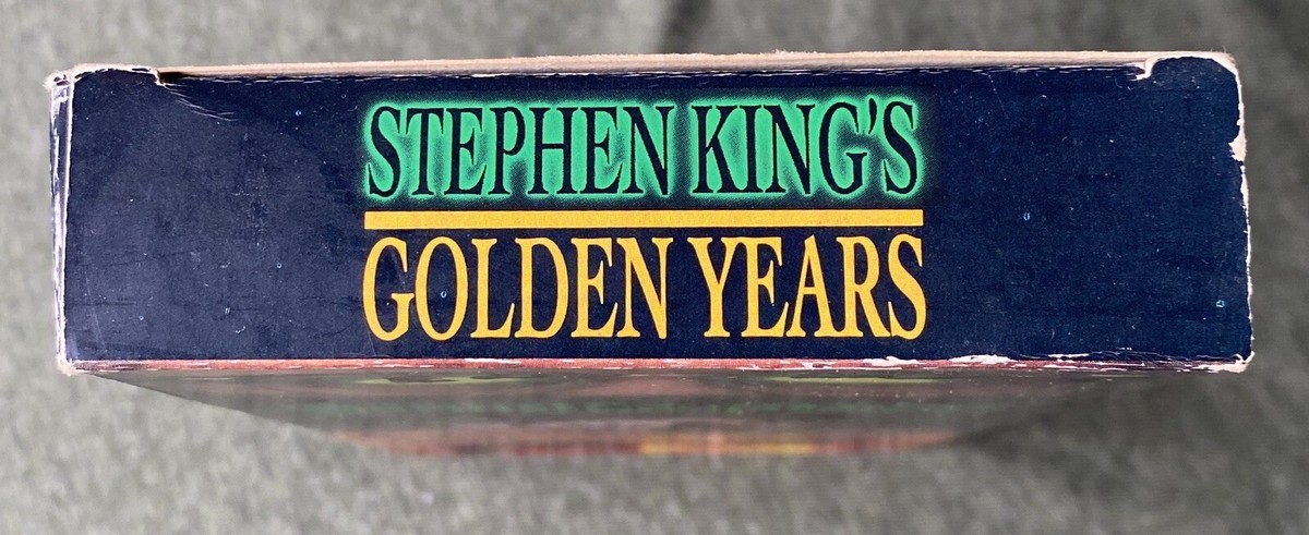 (未使用･未開封品)Stephen King&#39;s Golden Years [VHS] Golden Years & Cujo 2 VHS Lot Stephen King Horror World