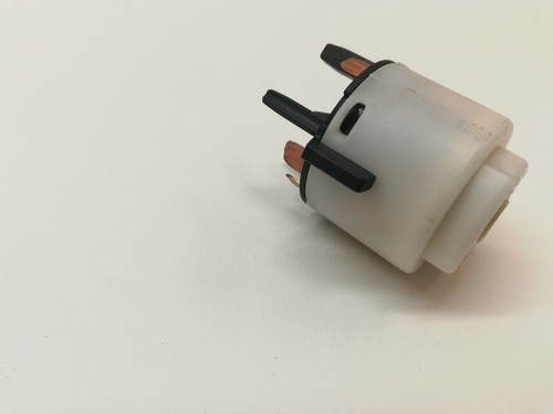 Audi A3 8L  -  Zündanlassschalter Zünschalter Zündungsschalter  4B0905849  (00)