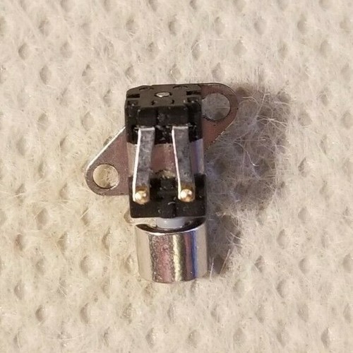 Nueva pieza de reparación de vibración motor vibrador OEM de Apple para iPHONE 4 GSM (AT&T) A1332 - Imagen 2 de 6