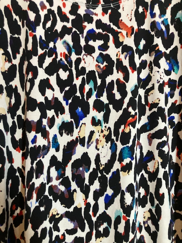 Top Grace Elements para mujer mediano asimétrico dobladillo guepardo leopardo elástico fluido Foto 3 de 4