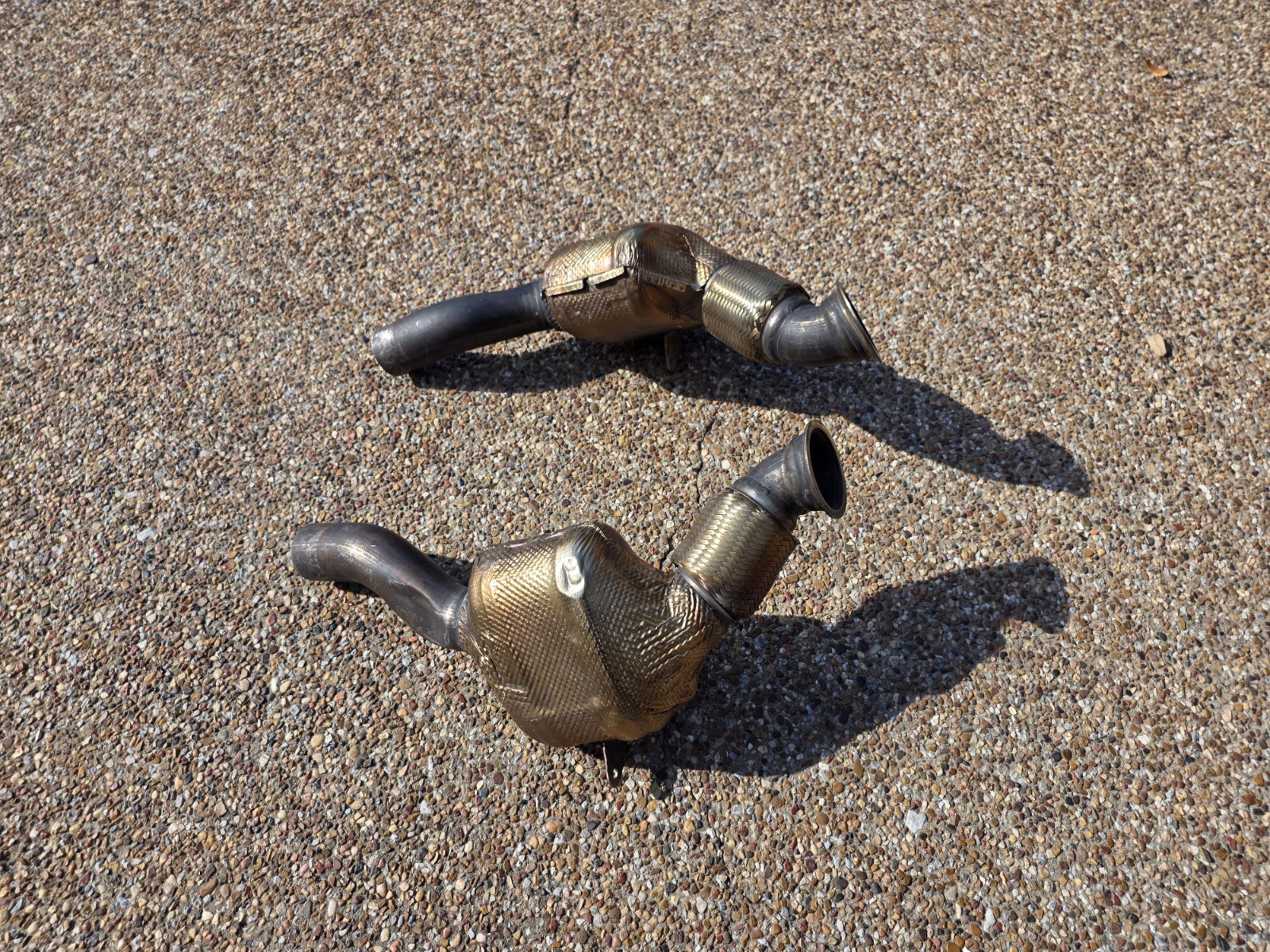 FERRARI 488 GTB & SPIDER OEM GENUINE LEFT & RIGHT EXHAUST CATALYTIC CONVERTERS