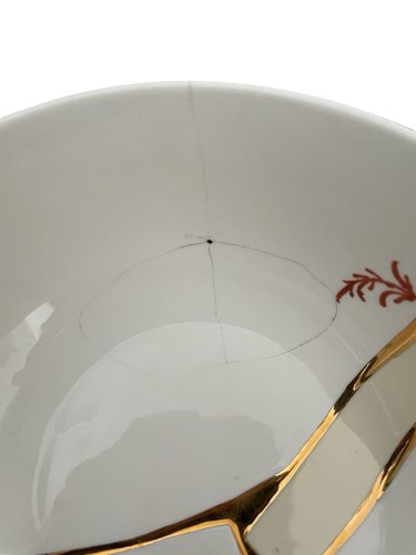 Seletti Kintsugi x1 Salad Bowl 24k Gold, Ø 19 x h.7.2cm £89.00 RRP Repaired - Picture 2 of 16