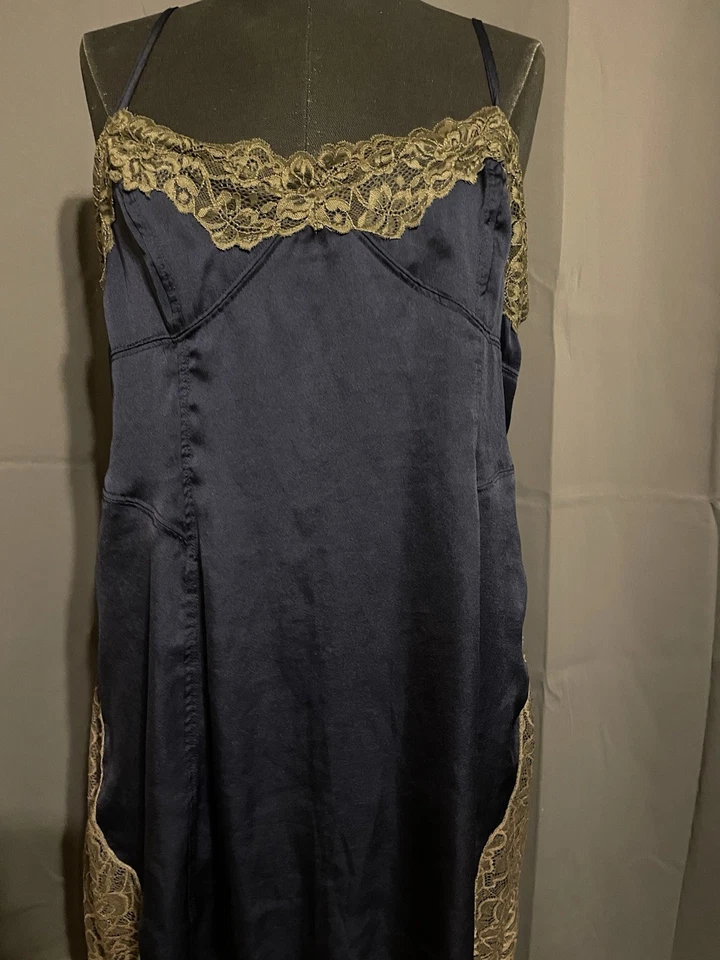 Vestido sin Mangas Free People Intimately Nuevo sin Etiquetas Aries Rising Encaje, Talla Grande Foto 2 de 4