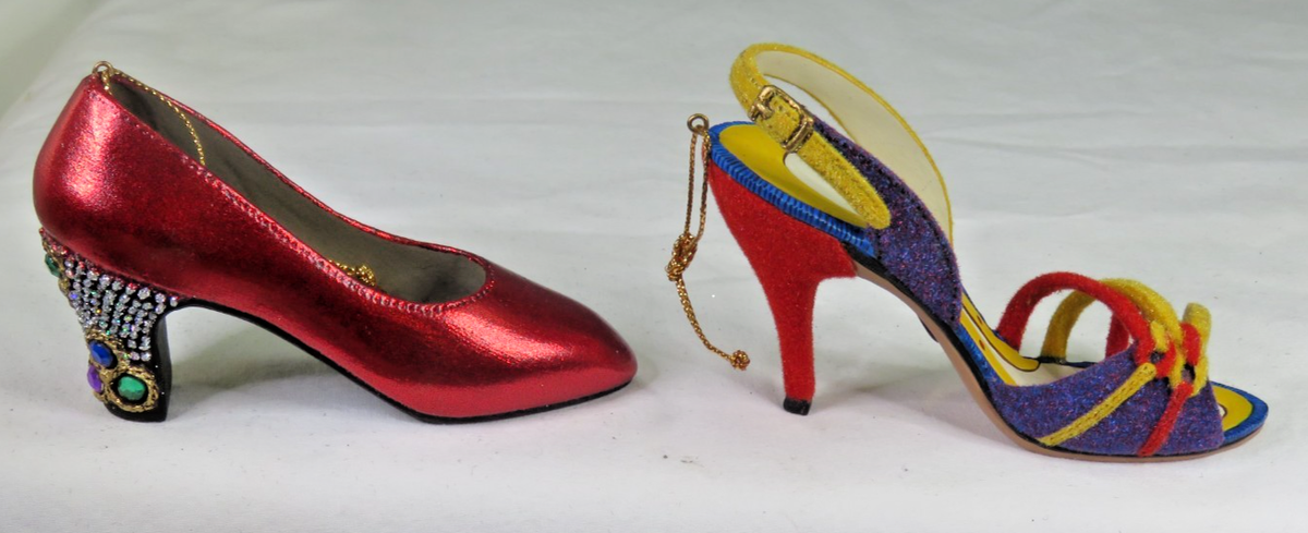 Set of 7 Metropolitan Museum of Art Shoe Christmas Ornaments 2012