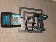 Makita 18V LXT XFD10 1/2" Cordless Drill Driver Kit (Broken battery) - Used