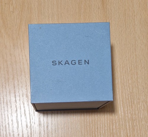 SKAGEN Ladies 30mm Quartz Watch White Dial Blue Leather Strap SKW2497 - Picture 3 of 7