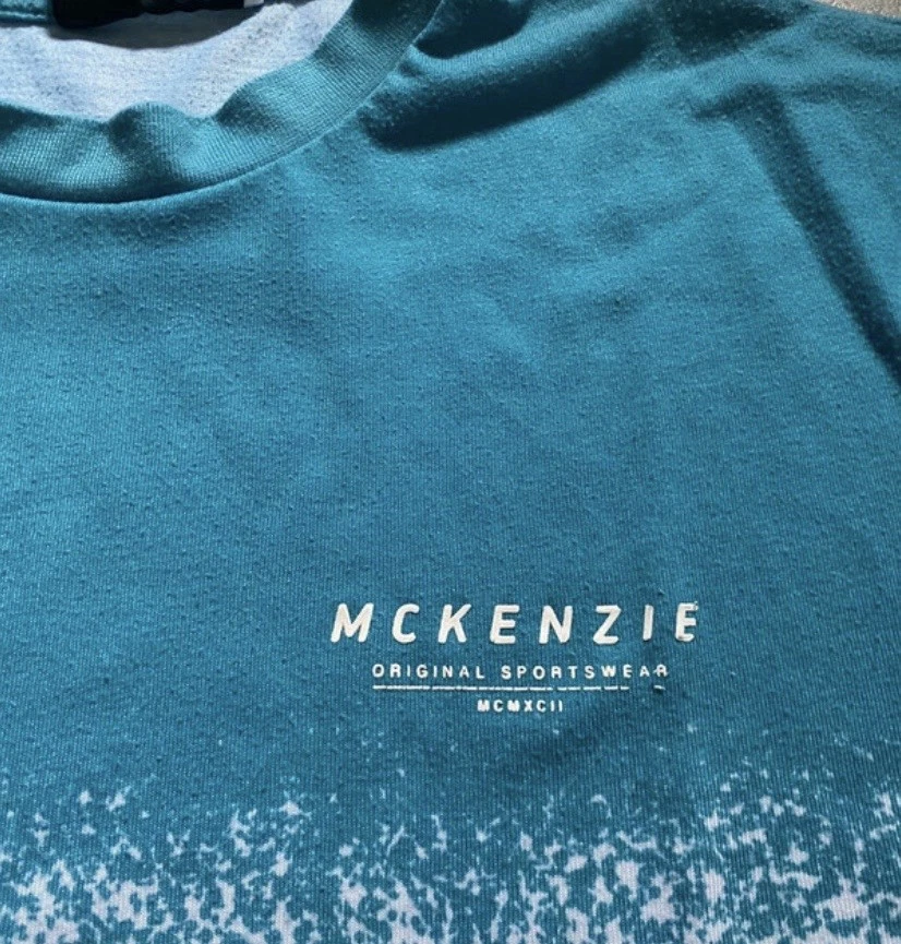 T-shirt McKenzie dégradé bleu et rose 👕 - Photo 2/3