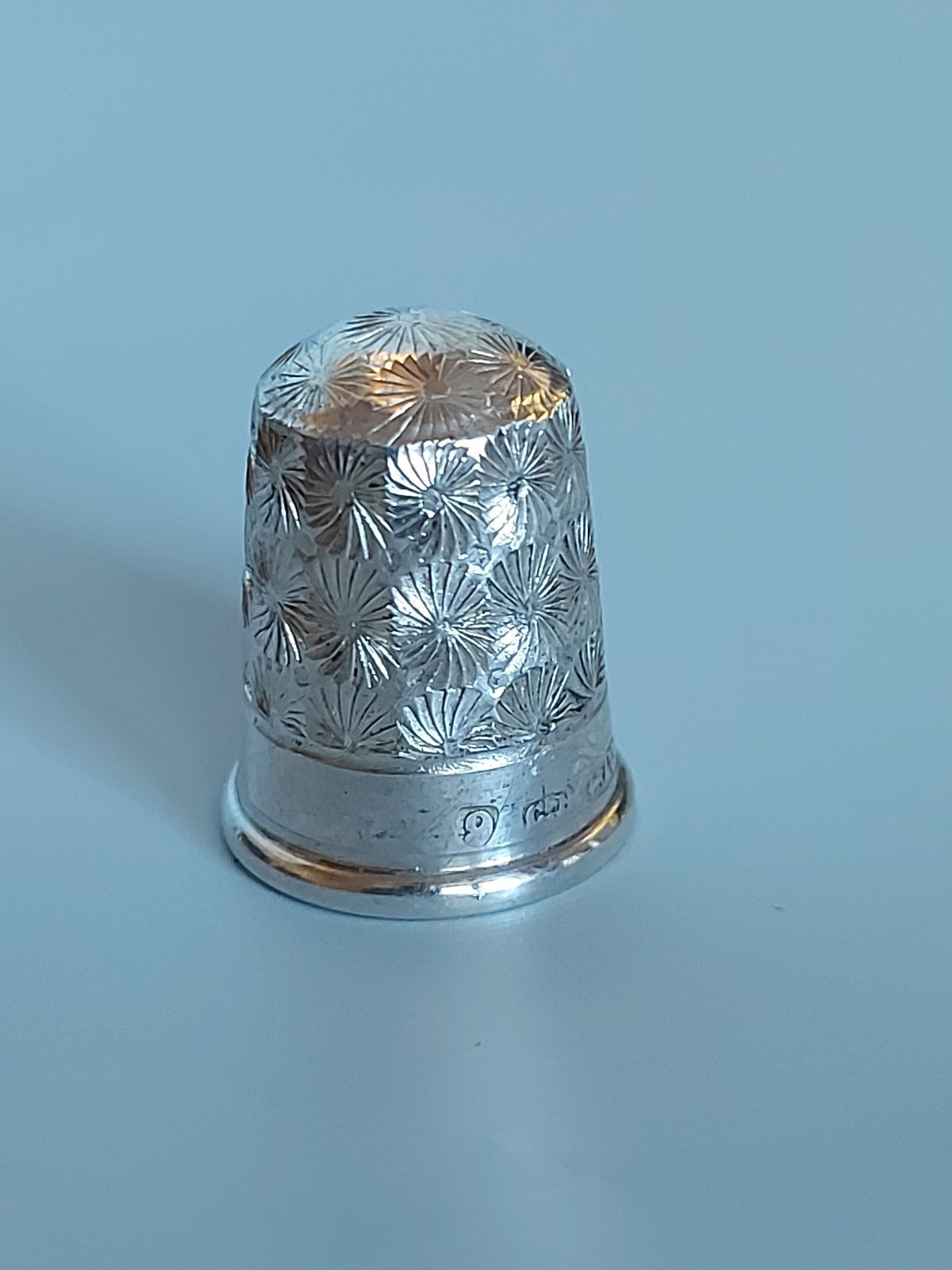 Hallmarked Charles Horner Sterling Silver Spiral Design Thimble / Sewing (767)