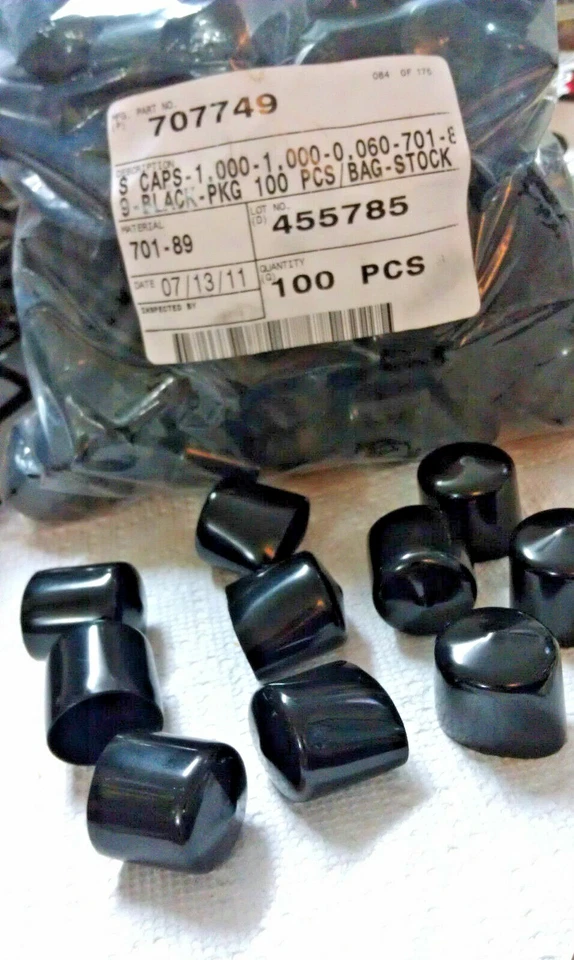 MCMASTER CARR Pliable Vinyl Caps, Push-on Round, Fits 3/4" to 13/16" OD, 1" Inside Height, 10