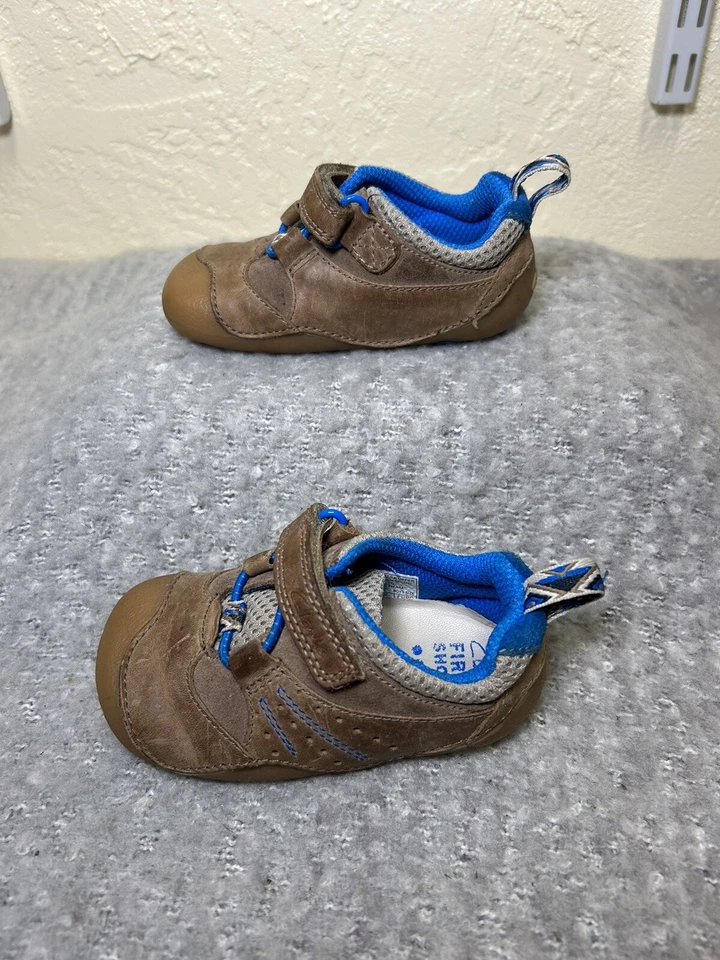 Size 5 ~ BABY Shoes CLARKS Brown Leather - Image 3 of 4