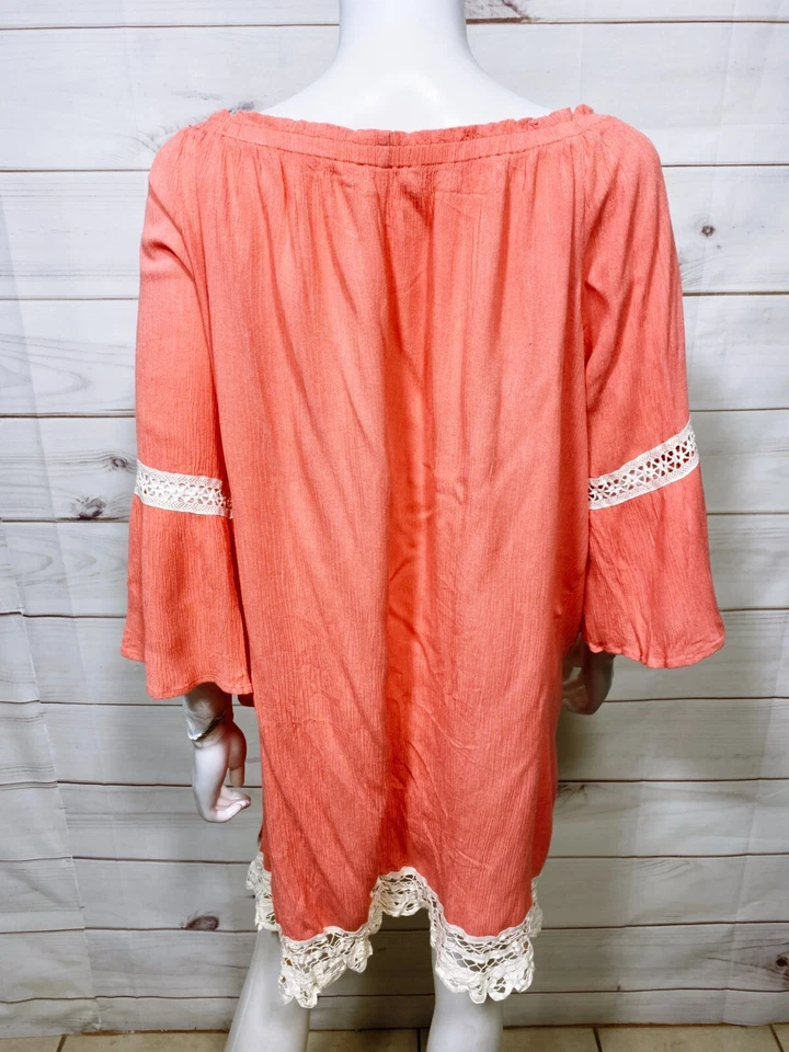 Vestido feminino Flying Tomato tamanho 1X rosa gola redonda renda manga sino gola elástica - Imagem 4 de 4