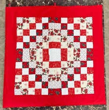 Handmade Quilt Lap Throw Blanket Christmas Wall hanging holiday red flower/green