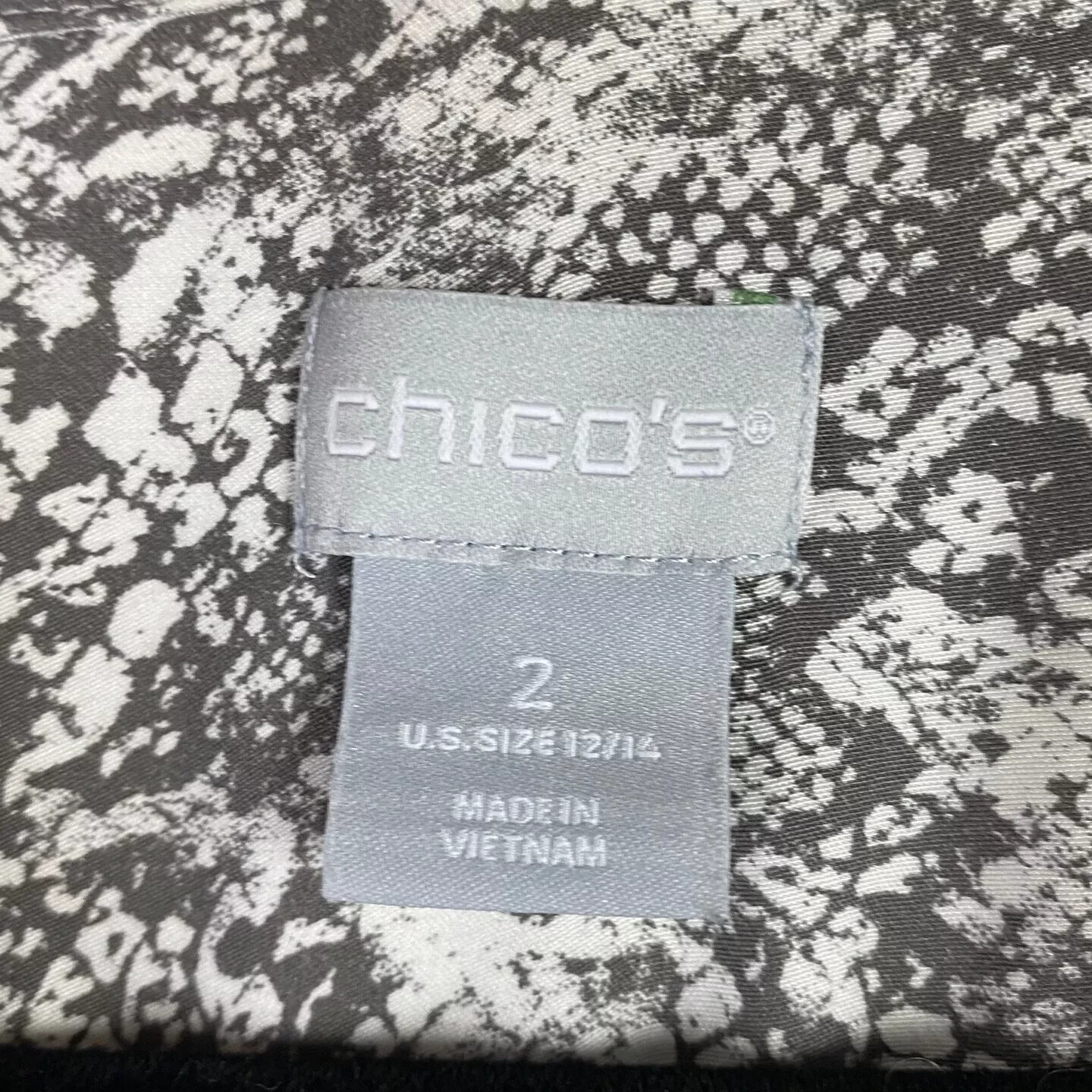 Chicos Python/Snake Print Popover Blouse Shirt La… - image 9