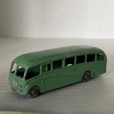 LESNEY MATCHBOX MOKO #21 - BEDFORD DUPLE LUXURY COACH - Used & Unboxed. - Image 1 of 4