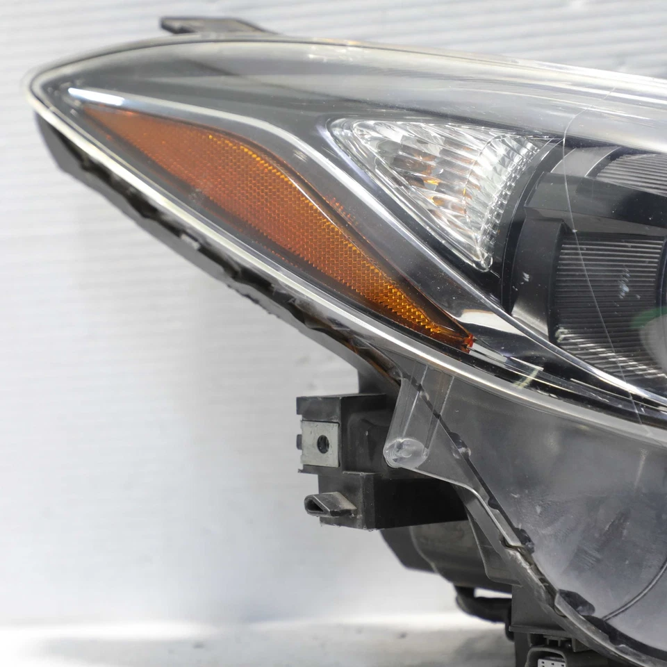 Conjunto de faros halógenos laterales derechos Mazda 3 2014-2016 OEM Foto 3 de 4