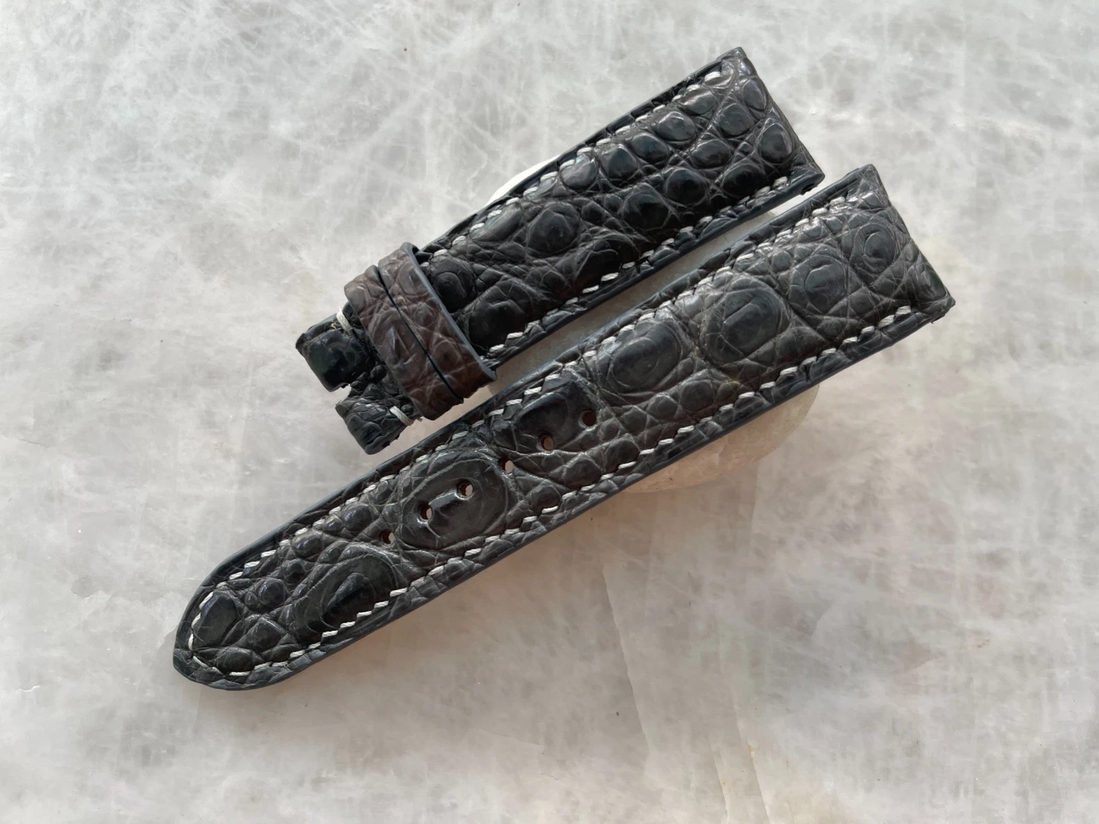 22mm/20mm Gray Alligator Crocodile Print Leather Watch Strap Band
