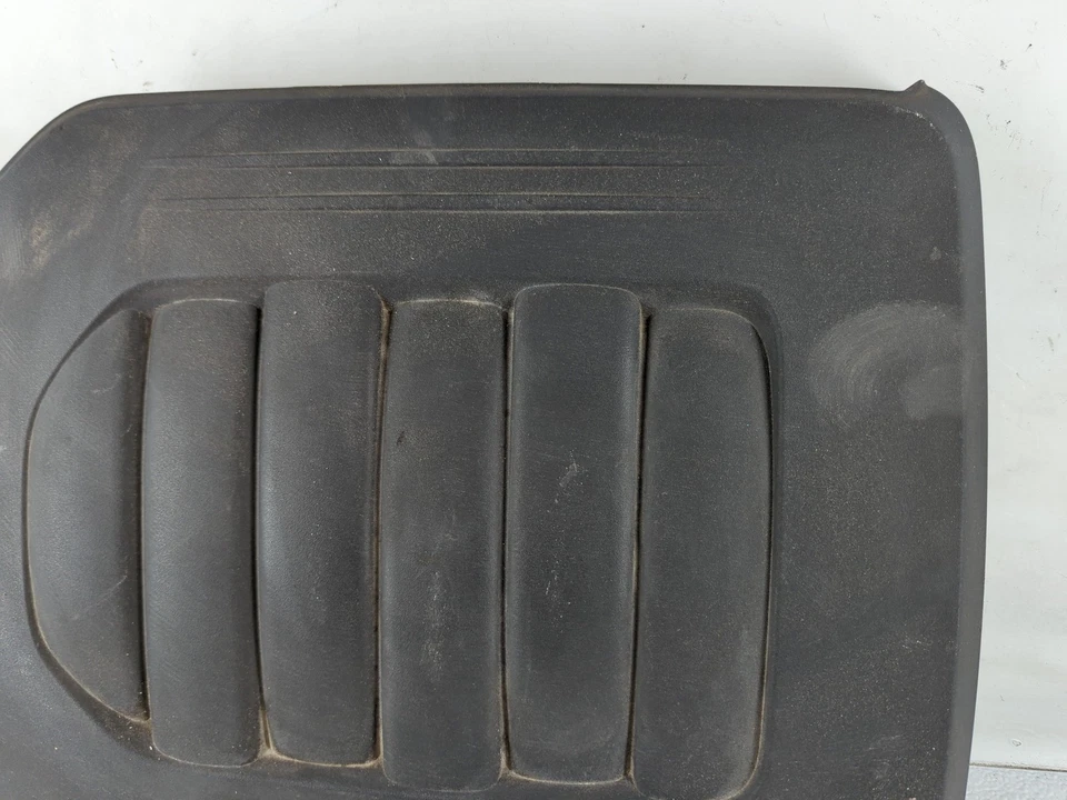 Dodge Grand Caravan 2015 cubierta de motor B7CL4 Foto 3 de 4