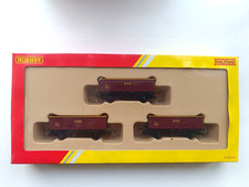 HORNBY R6367 EWS COAL WAGONS OO GAUGE