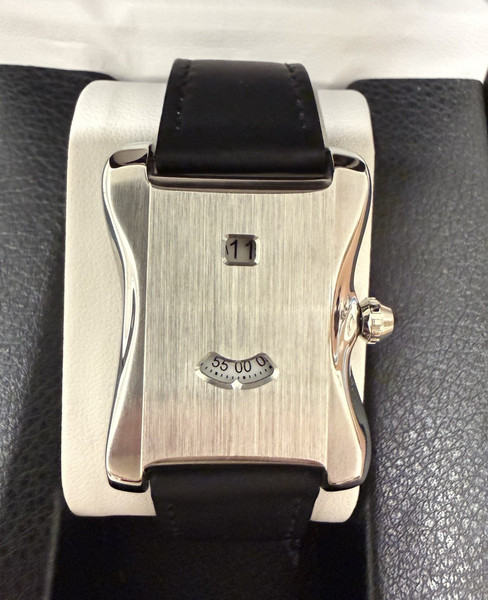 Reloj de Tanque Fundido