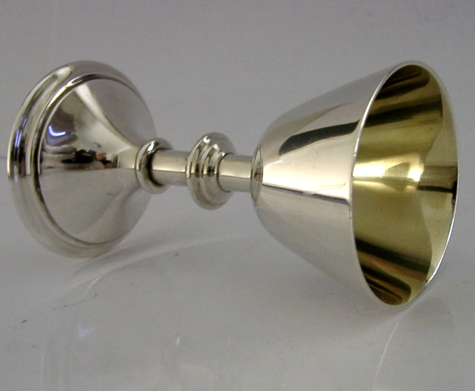 ENGLISH STERLING SILVER COMMUNION CHALICE CUP RELIGIOUS ANTIQUE 1920 - Image 3 of 4