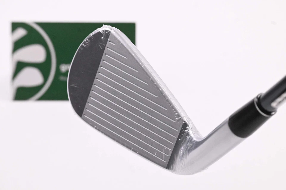 Srixon ZX Mk II Utility #4 Iron / 23 Degree / Regular Flex Recoil Dart 90 Shaft - Image 2 of 4