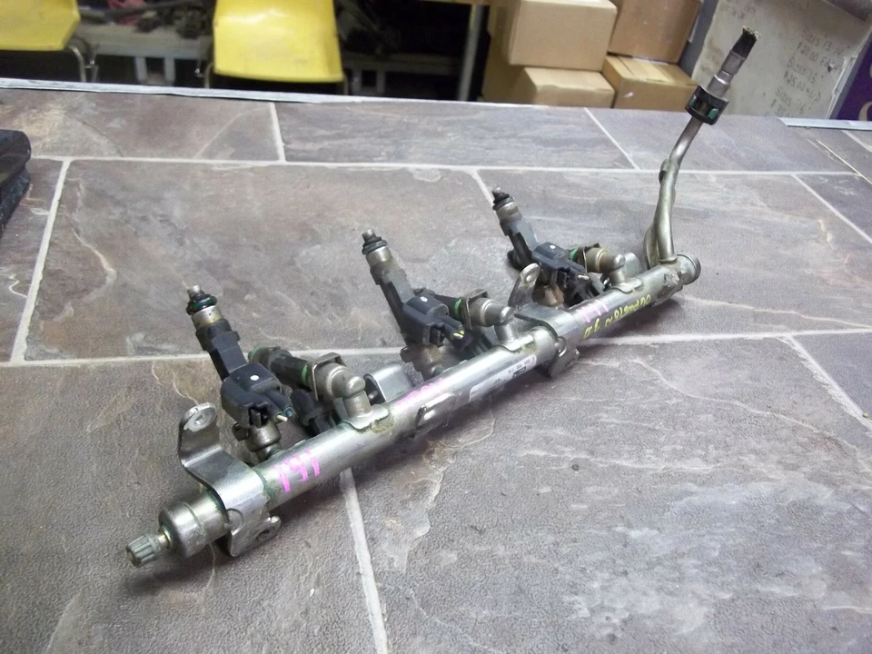 06 07 08 09 FORD FUSION MERMERCURY MILAN ОРИГИНАЛЬНАЯ НАПРАВЛЯЮЩАЯ ВПРЫСКА ТОПЛИВА С ФОРСУНКАМИ - Изображение 2 из 4