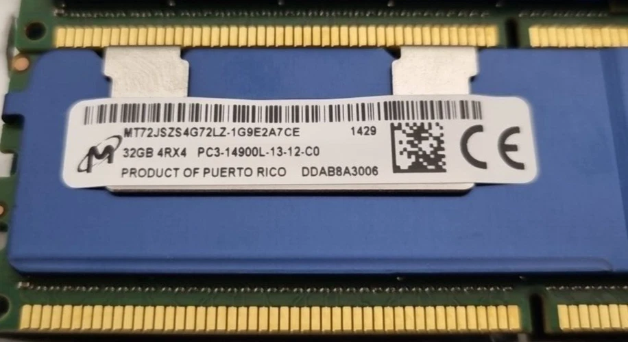 3 x 32GB Micron PC3-14900L DDR3 4Rx4 240pin Memory Modules MT72JSZS4G72LZ - Image 2 of 4