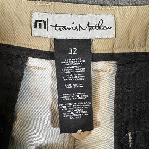 Travis Mathew Golfshorts Herren 32 khaki 10" Performance Stretch flache Vorderseite - Bild 3 von 14