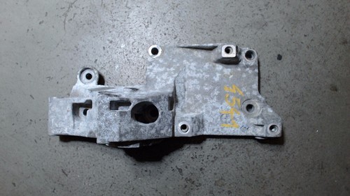 Träger Lichtmaschine Aggregateträger 1422 CCM 51 KW VW Polo 1.4 TDI DPF Bj 2007