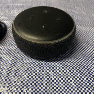 Amazon Echo Dot (3. Gen) Smart Lautsprecher mit Alexa - Schwarz | WiFi & Bluetooth Vo